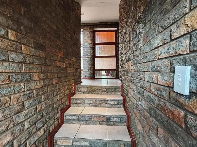5 Bedroom Property for Sale in Oatlands North Eastern Cape